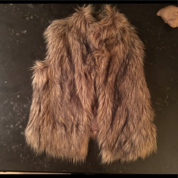 Ck one Calvin Klein Jeans faux fur coyote vest sm - Picture 2 of 6